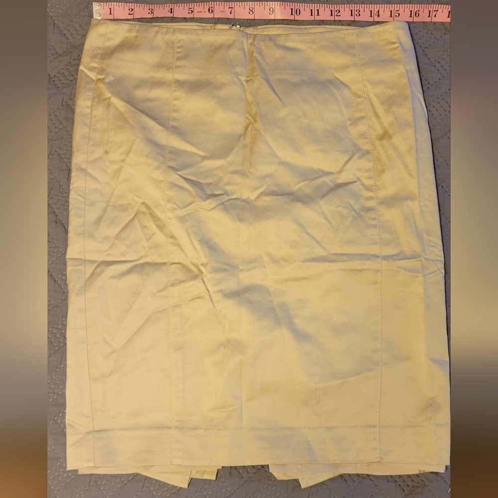 Bebe cream linen pencil skirt